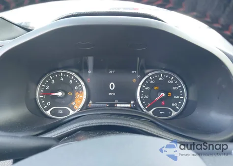 2018 Jeep Renegade Trailhawk 4X4 из США, поврежденный, VIN ZACCJBCB2JPH28255